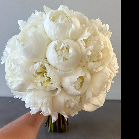 V9: Bridal Bouquet